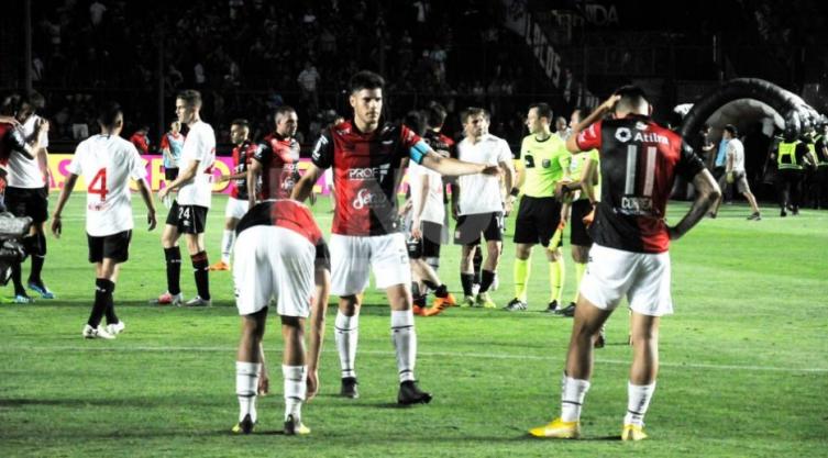 Los jugadores que deberá recuperar Fuertes para enfrentar a San Martín (T)
