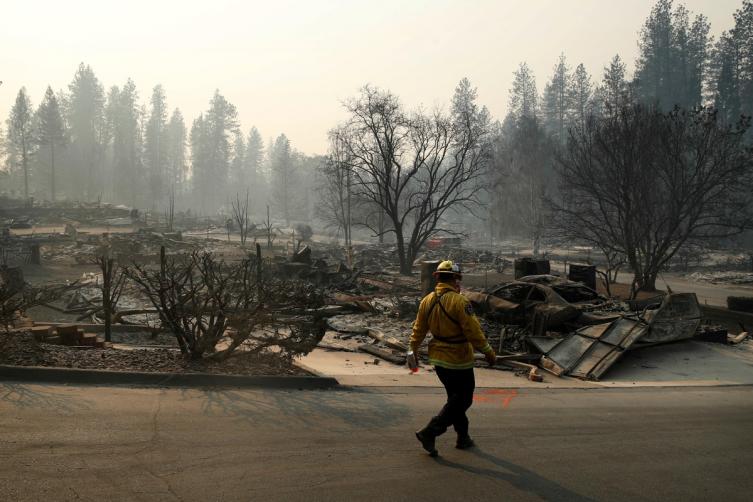 Sube a más de 1.000 personas el número de desaparecidos en los incendios de California