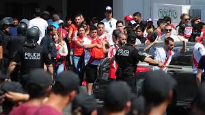 La indignación de los famosos tras los graves incidentes en la previa a la final por la Copa Libertadores