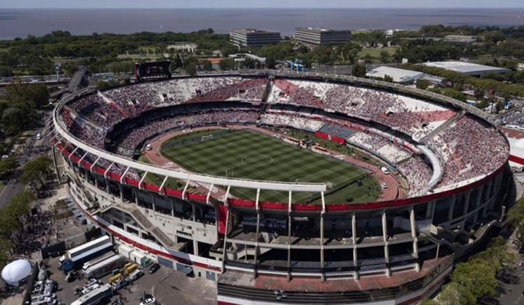 Levantaron la clausura del Monumental y se jugaría la Superfinal