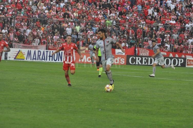 Colón se trajo un valioso punto como visitante ante San Martín (T)
