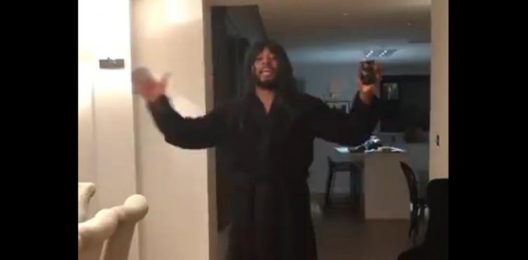 Patrice Evra publicó un desopilante video hablando del Superclásico