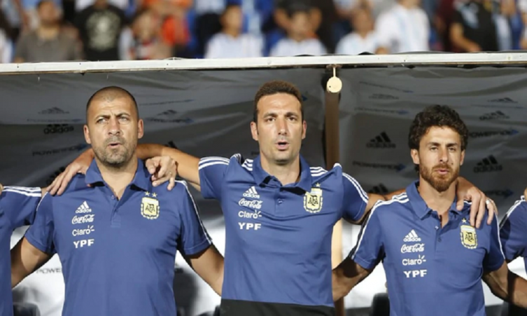 La AFA oficializó la continuidad de Scaloni en la Selección: dirigirá la Copa América
