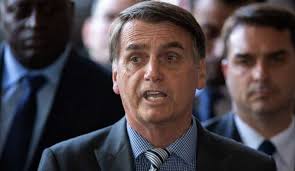 Bolsonaro designó el séptimo militar para integrar su gabinete