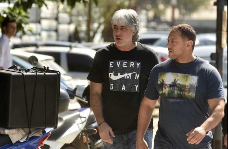 Autorizaron a viajar a Madrid a Rafael Di Zeo, líder histórico de la barra de Boca
