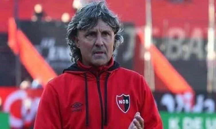 Bidoglio va con los mismos en Newell ´s, salvo Ferroni por Bíttolo