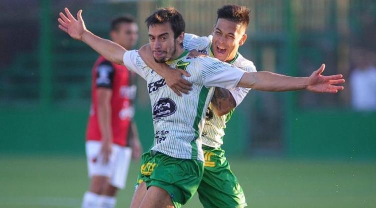 Colón no pudo con el Halcón de Varela y se despidió con una goleada del 2018