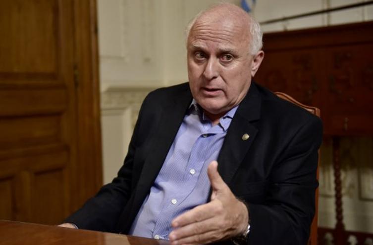 “Vamos a recibir un país mucho más complicado que el que recibió Macri en 2015”
