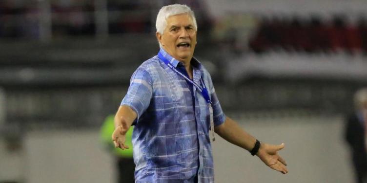 El gran candidato de Vignatti sería el uruguayo Comesaña