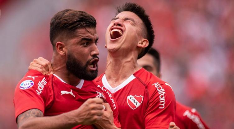 Unión espera atento la decisión de Independiente para quedarse o no con Britez