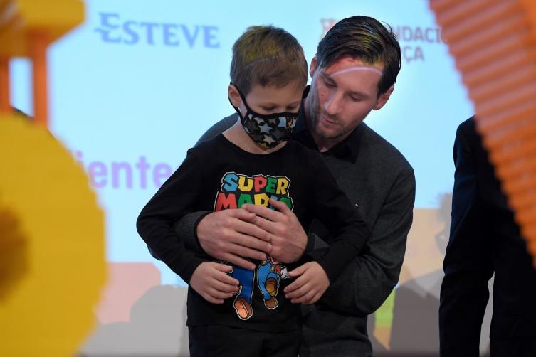 El emotivo video de un niño agradeciendo la lucha contra el cáncer infantil que apoya Lio Messi