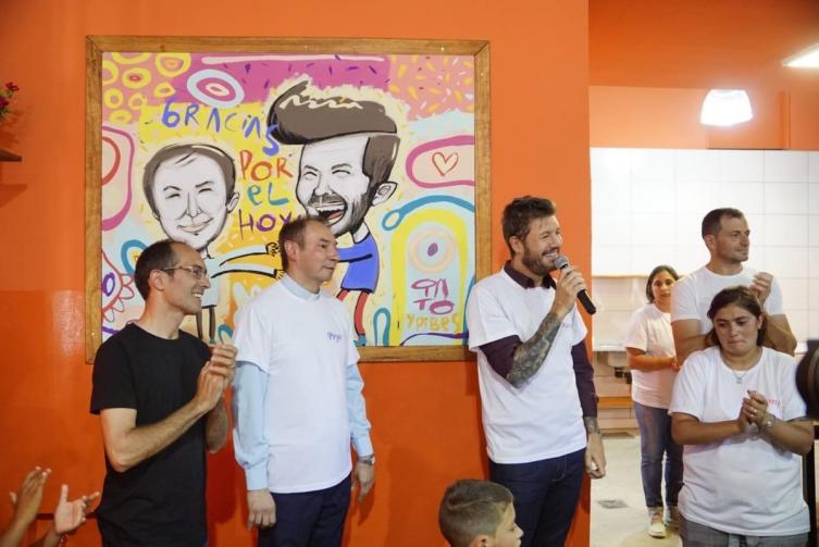 Marcelo Tinelli inauguró un comedor infantil en Bolívar