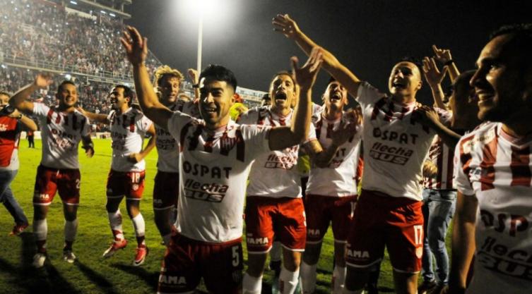 Lo que planifica Unión para afrontar la serie ante Independiente del Valle