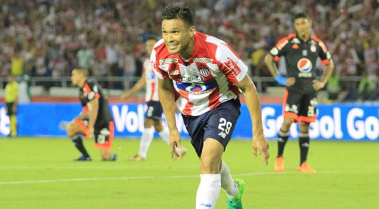 Confirman el traspaso de Teófilo Gutiérrez a Colón en España