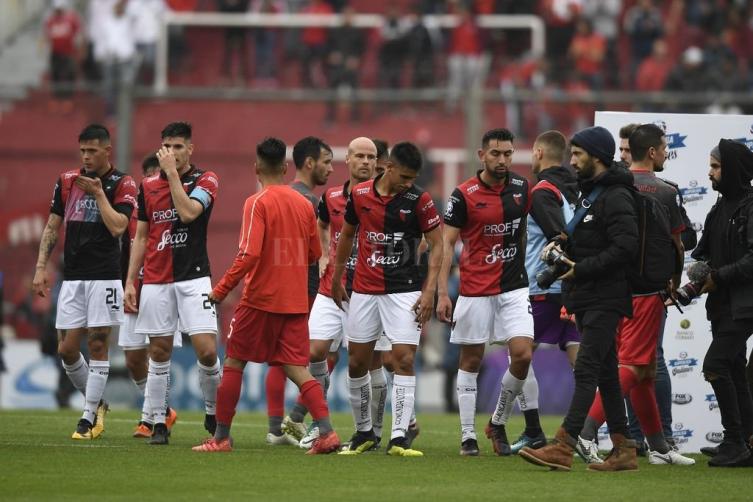 Alan Ruiz y Mariano González se desvincularon de Colón