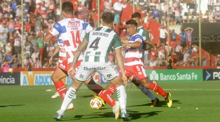 Leonardo Madelón impidió que Nelson Acevedo sea negociado
