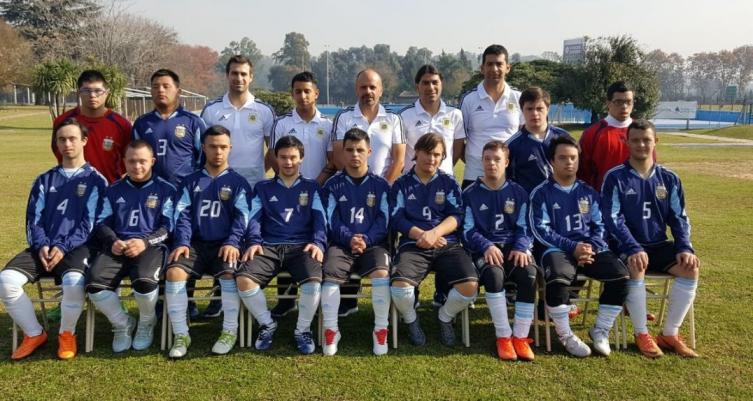 Futsal: la selección argentina de deportistas con síndrome de down precisa tu ayuda