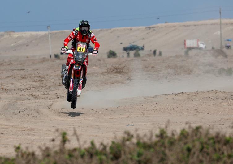 Dakar: Benavídes se acerca a la vanguardia y hay dominio argentino en cuatriciclos