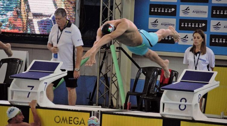 El santafesino Morelli en su primer podio en el Argentina Open de natación