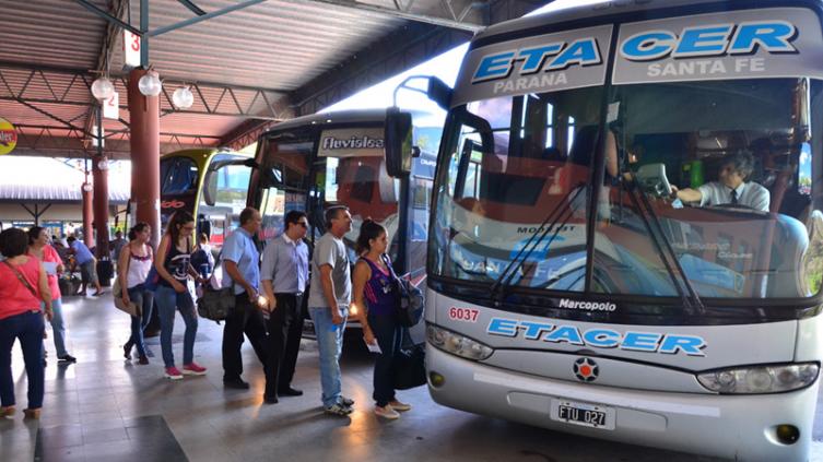 Aumentó el boleto: viajar de Santa Fe a Paraná cuesta más caro