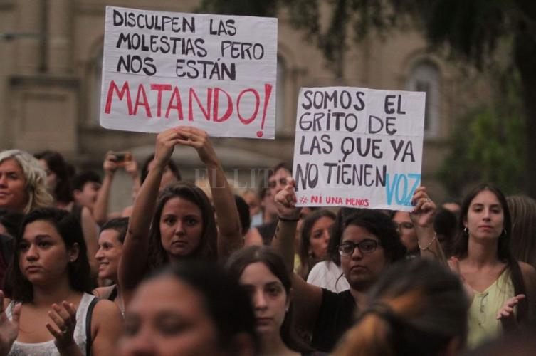 Esperanza, Santa Fe y Rosario realizaron marchas y reclamaron justicia por el femicidio de Agustina