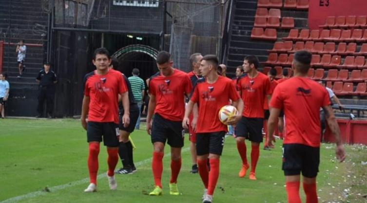 Colón tiene un gran desafío en Paysandú