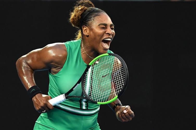 Serena Williams, un blooper, un gran triunfo y un nuevo récord en vista