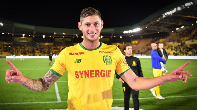 Desaparece un avión en el que viajaba Emiliano Sala