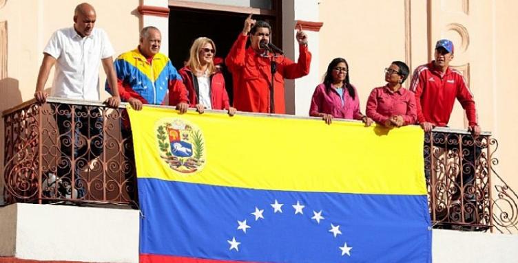 Maduro denunció que EE.UU. ordenó derrocarlo y rompió relaciones