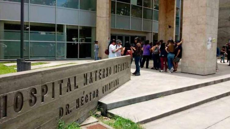 La mamá de la nena violada pide que remuevan al ministro de Salud