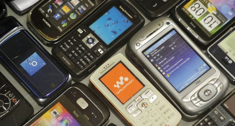 Cómo ganar un sueldo extra vendiendo la tecnología vieja que ya no usas