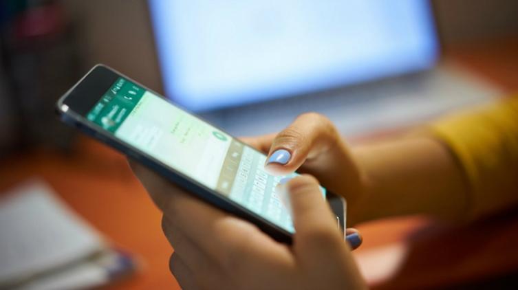 WhatsApp limita el reenvío de mensajes