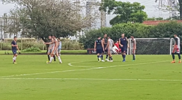 Unión le ganó a Cosmos un amistoso en Casasol
