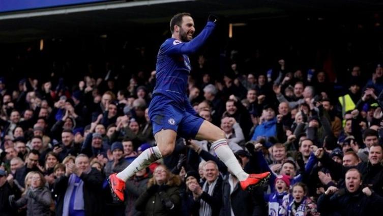 Doblete del Pipita Higuaín en la goleada del Chelsea