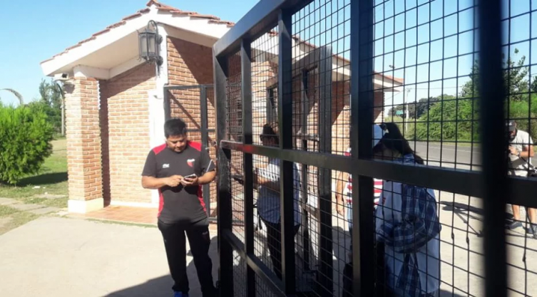 Hay más jugadores descompuestos y se suspendió la práctica