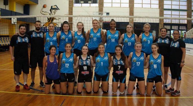 Vóleibol: Villa Dora le ganó al campeón