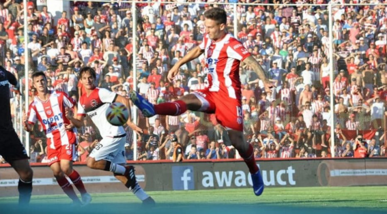 Unión tiene problemas en el ataque