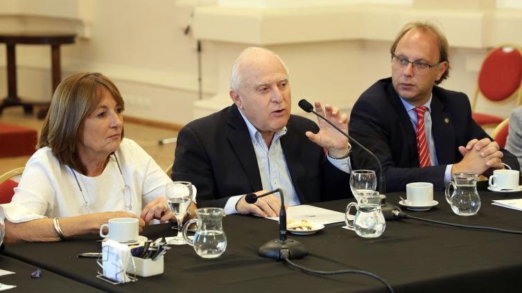 El gobierno provincial busca la creación de un banco público
