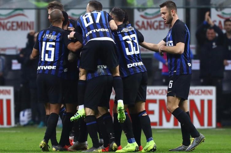 Inter volvió a ganar y sube en la tabla del Calcio