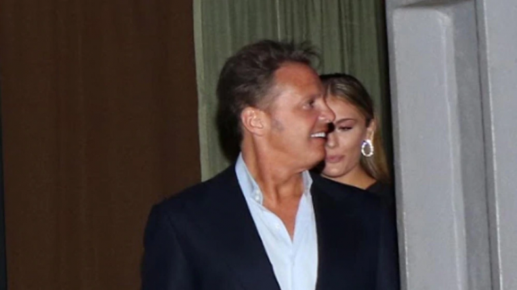 Fútbol, vino y la compañía de su novia: así fue la primera noche de Luis Miguel en Buenos Aires