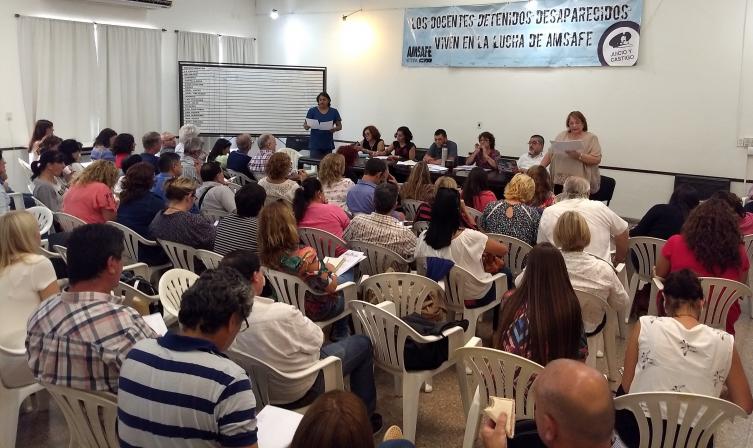 Los docentes de Santa Fe definieron un paro por 48 horas