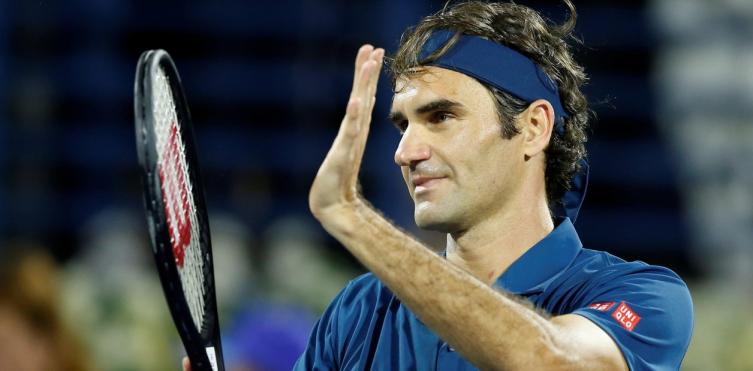 Roger Federer está a una victoria del postergado título 100