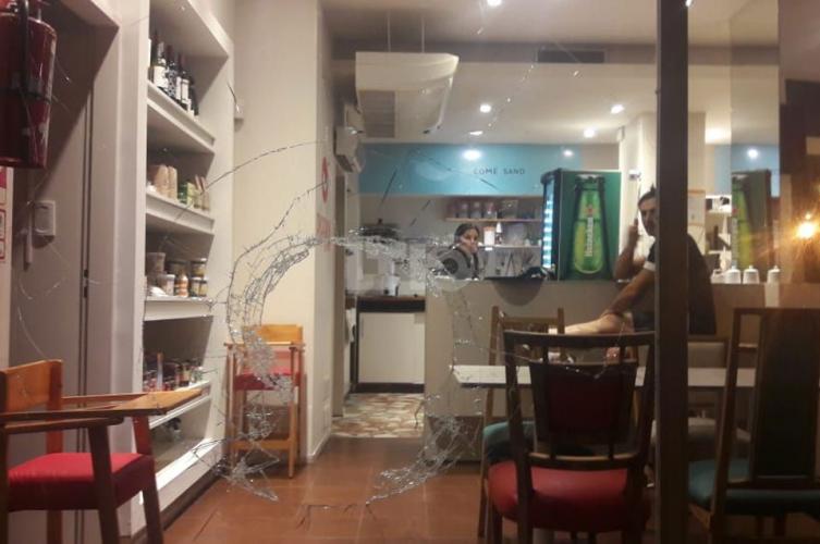 Hicieron un boquete y se robaron la recaudación