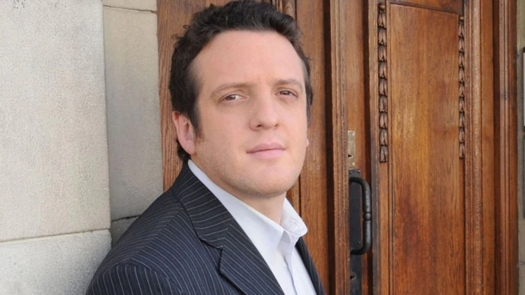 La lucha de Mauro Szeta: su nieto tiene Asperger y los colegios no lo aceptan