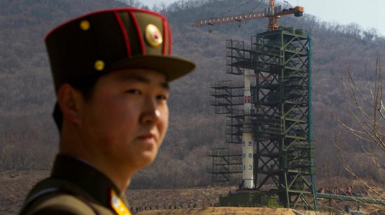 Corea del Norte reconstruye una base de lanzamiento de misiles