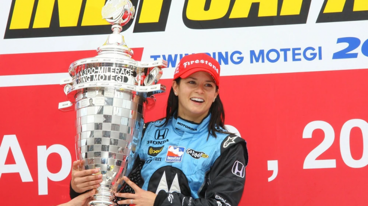 Las 15 mujeres que hicieron historia en el automovilismo