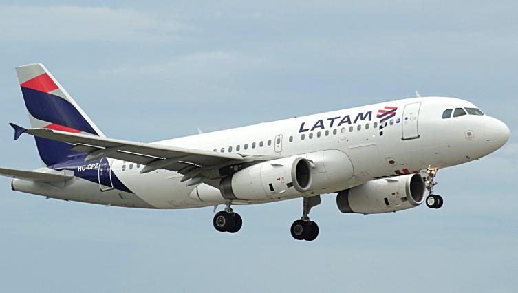 Latam dejará de operar la ruta Rosario-San Pablo