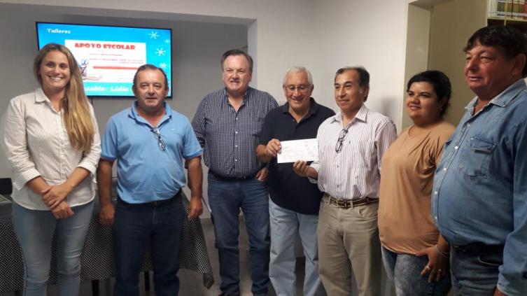 Michlig entregó aportes del PFI  