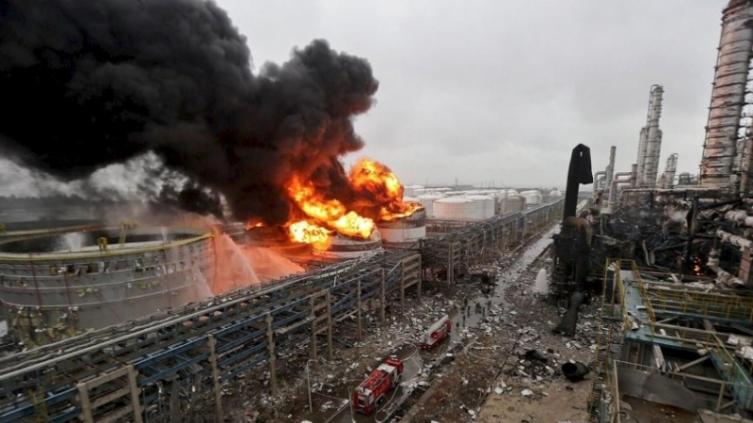 Terrible explosión en una planta química en China: al menos 44 muertos