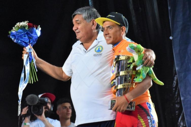 Golpe durísimo al ciclismo argentino: el mejor en la Vuelta a San Juan dio positivo por EPO